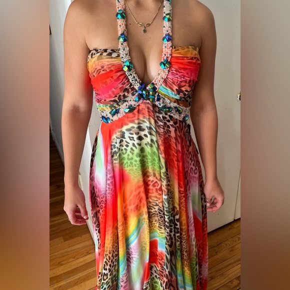 Custom made European Dresses - Picture 2 of 4